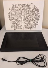 Wacom Intuos 5 Touch Medium Pen Tablet PTH-650/K - WORKS, NO PEN, NO BATTERY picture