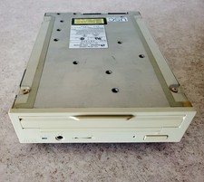 INTERNAL SCSI 50 PIN CD-ROM DRIVE PLEXTOR DM-3028 WITH TRAY FOR SAMPLERS|PC|MAC picture