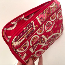 VERA BRADLEY 9