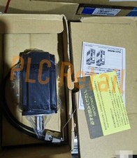 1PCS NEW Omron servo motor R88M-U75030VA-S1 FedEx or DHL picture