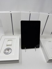Apple iPad 7th Gen.  Wi-Fi - Good condition picture