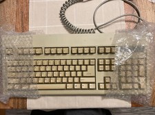 KEYTRONIC E03601QUS201-C - Vintage Beige Keyboard PS/2 picture