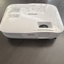Epson EX31 LCD Projector H309A Portable Table Top with Remote & Carrying Case picture