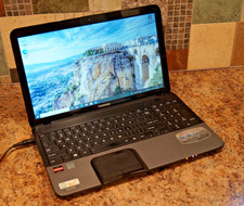 Active Latest 22H2 WIN10 PRO Toshiba C855D-S5351 AMD A6@2.70GHz,4GB RAM,720G HDD picture