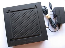 Motorola Surfboard SBG901 Wireless Cable Modem Gateway with Power Supply picture