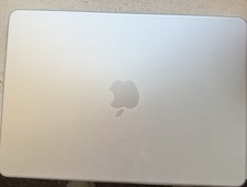 MACBOOK NEO 13 INCH SCREEN- SILVER picture
