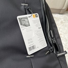 NWT Case Logic VNB-217 Carrying Case (Backpack) fits 17