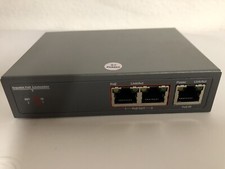 Two ports PoE Switch extender powered by one poe in Two ports out 60w pass-thru picture