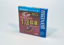 1x Unopened Maxell 3.5inch 1.3GB Rewritable MO Disk / Windows formatting picture