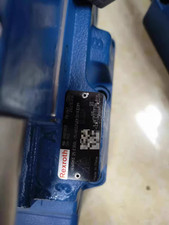 1PCS R900731922 4WRKE25E350L-3X/6EG24EK31/A1D3M Bosch Rexroth Valve DHL/Fedex picture