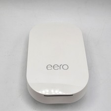 EERO Beacon Dual-Band Wi-Fi 5 Mesh Extender D010001  picture