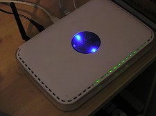 Netgear Rangemax ADSL Modem Wireless DG834PN 272-10280-02 *EXCL PSU* picture