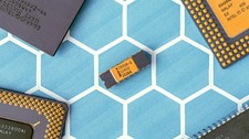 Intel celeron 566/128/66/1.5v sl46t picture