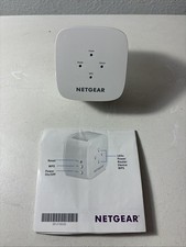NETGEAR AC1200 WiFi Range Extender - White picture