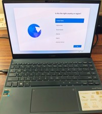 ASUS ZenBook 13 OLED, 512GB SSD, Intel Core i7-1165G7, 2.8GHz, 8GB RAM Laptop picture