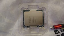 Intel Core i5-13600KF desktop processor (S-Spec code: SRMBE picture