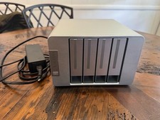 TERRAMASTER F4-210 4-Bay NAS 1GB RAM Quad Core with 4 Seagate Skyhawk 8TB disks picture