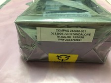 Compaq DLT2000 15/30 GB DLT Int. SE SCSI TAPE DRIVE TH3AA-HK 242268-001 DLTIII picture