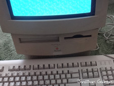 Apple Macintosh Performa LC550 Vintage All-In-One with IIe Card 36MB RAM 4GB HD picture