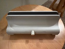Satechi Aluminum Vertical Laptop Stand for MacBook/Pro/Dell XPS/Yoga - Silver picture