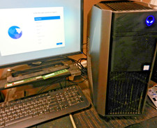 Alienware Aurora R7 Intel CORE i7-8700K @ 3.70Ghz / 16GB / 256GB (see bios pics) picture