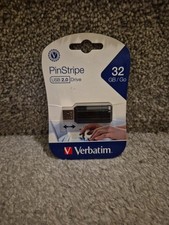Verbatim Store 'n' Go PinStripe 32 GB USB Flash Drive picture