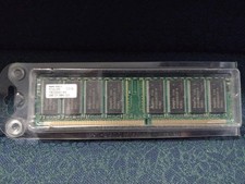 Hynix - PC2100U-25330 256MB DDR SDRAM 266MHz CL2.5 (HYMD232646A8-H AA-A) picture