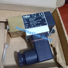 1PC Brand New 9M0.2879 Pressure Switch picture