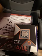 AMD Ryzen 9 9900X 12-Core Desktop Processor Socket AM5 4.4GHz picture