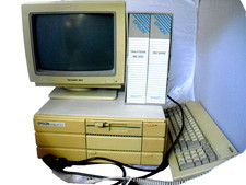 1983 Epson Equity 1. Complete with  2 oringinal manuals and all cords and parts. picture