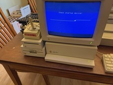 TESTED Apple IIGS Vintage Home Computer System picture