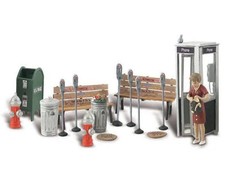 New Woodland HO Scale Street Accessories Train Figures A1941 picture